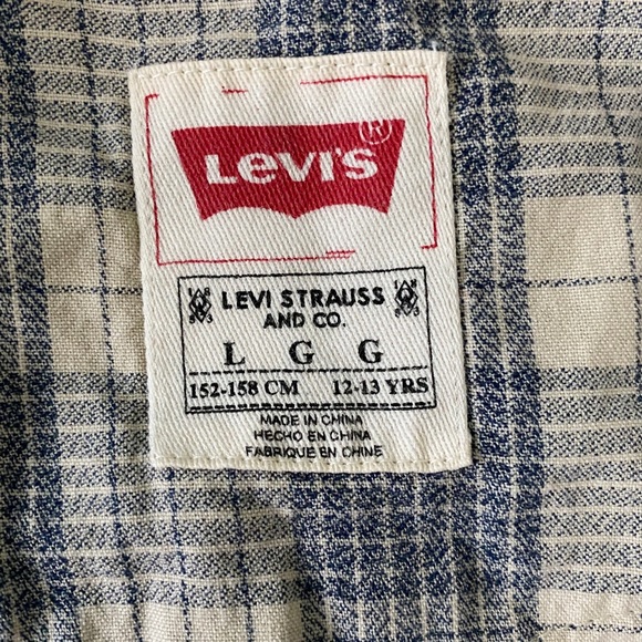 Levi’s boys dress shirt - Picture 2 of 2
